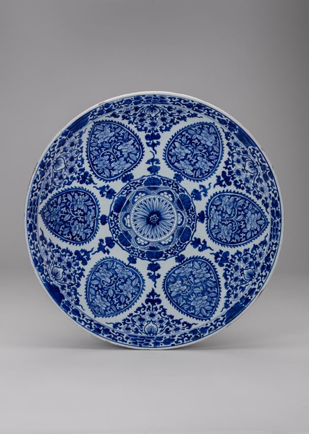 A Large Blue and White Dish Made for the Thai market | MasterArt